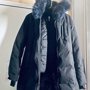 Soia & Kyo Black Puffer Jacket